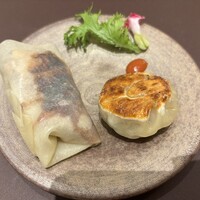 香港1997 銀座店 - 自家製北京ダックと香港風韮焼き餃子