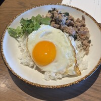 Longrain Tokyo - ガパオライス