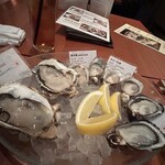 オストレア oysterbar&restaurant 六本木店 - 生牡蠣8p