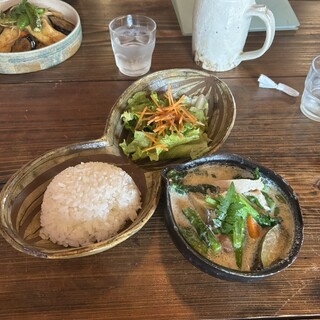 カフェ アワ・イサ_0