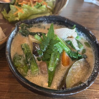 カフェ アワ・イサ_1