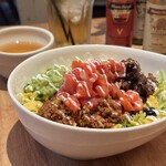 ミディアム - ブリトーボウル（950円）