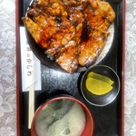 豚丼のかしわ - 