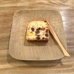 珈琲美美 - フルーツケーキ ¥400- (税込)