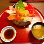 Tsumugian - 