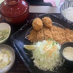 かつ哲 総本店 - 牡蠣とロース　定食