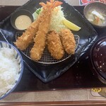 かつ哲 総本店 - 