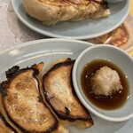 十勝小麦の餃子と点心 皮 大宮店 - 