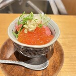 鮨 まぜき - 北海道の噴火湾のいくらとマグロの小丼