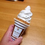 セブンイレブン - 料理写真:2025年11月 クッキークリーム