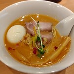 金目鯛らぁ麺 鳳仙花 - 味玉金目鯛白湯らぁ麺