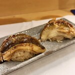 穴子料理と地酒 浅草 川井 - 煮穴子握り