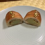 グリーン サム 渋谷店 - ピスタチオコロネ。