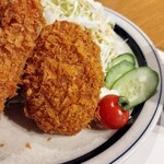大衆ビストロ コタロー - カニクリームコロッケ