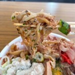 自家製麺 まさき - 麺リフト