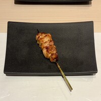 焼鳥 鳥美庵 新宿本店 - もも ¥400