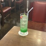 馬車道十番館 - 