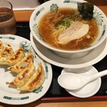 日高屋 浦和東口店 - 