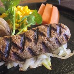 Hamburger Steak Senmon Ten IZUTSUYA - 跳ねるほど熱くない俵バーグ