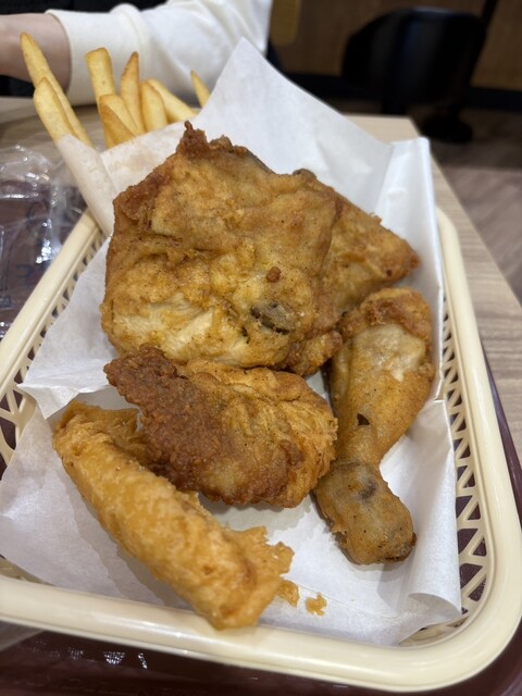 KFC Yoshizuya Nagoya Nanishi Ten photo 2