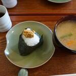 竈炊きおむすび めかし - 