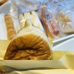 HUG BAKERY - カレーパン３２０円