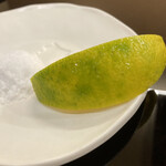 326852384 - 国産レモン