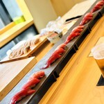 鮨 塩釜港 銀座 極 - 一斉にマグロが握られた！！