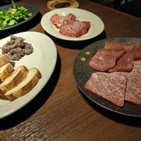 Yakiniku BarBies - 