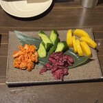 秘伝手羽先唐揚げと地鶏 焼き鳥 和個室 居酒屋 鳥心 横浜駅前店 - 