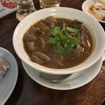 豚中華 大阪焼売珍 - 豚もつの煮込み