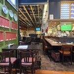 名古屋コーチン鉄板酒場とりしげ - 内観