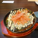 名古屋コーチン鉄板酒場とりしげ - ドラお好み焼き海鮮MIX