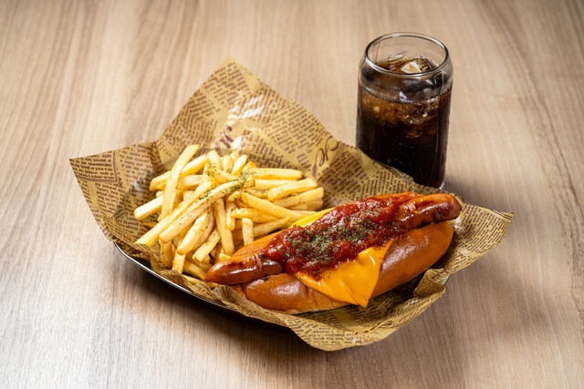 Hot Dog Station Benjamin - 三宮（神戸市営）/ホットドッグ | 食べログ