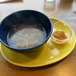 カフェ＆ライフスタイルショップ バウワウ - 