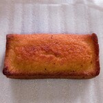 ベーカリー＆カフェ カスカード 大宮マルイ店 - 大きめのフィナンシェ 190円！