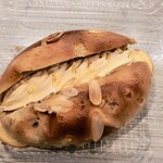 ベーカリー＆カフェ カスカード 大宮マルイ店 - 