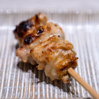 鳥さき - 2025.6 肩肉 塩 お好みでカットレモンを絞って