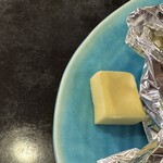 かに猿 - もう一個バター付き。ゴージャス。