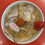 赤湯ラーメン 龍上海 赤湯本店 - 丼顔