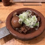 山利喜 - 煮込み玉子入り