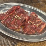 ホルモン焼肉 よし肉臓 - 
