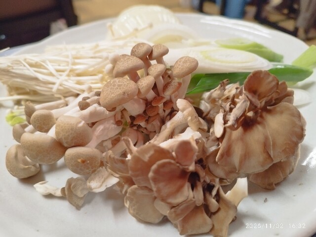 松茸屋 魚松 信楽店 （ウオマツ） - 紫香楽宮跡/しゃぶしゃぶ | 食べログ