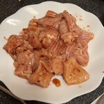 楽楽苑 - 【至高のタレ！】タレ上ミノ＆テッチャン！