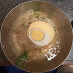 楽楽苑 - 【美味さ国宝級！】冷麺！