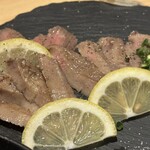 天神肉酒場 よいしょ！ - 