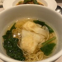 香港1997 銀座店 - 特製海老ワンタン香港麺