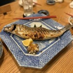 炉端ト酒 舌心 - 特大ニシン一本焼き