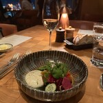 ザ タヴァン グリル＆ラウンジ - 