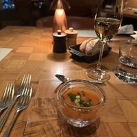 ザ タヴァン グリル＆ラウンジ - 